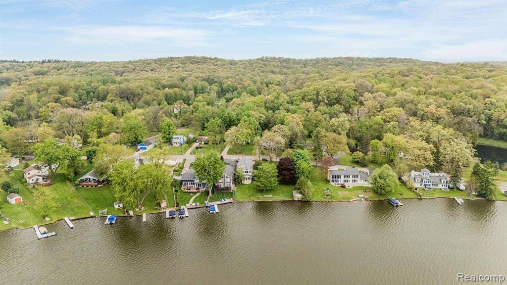 White Lake Twp, MI 48386,9047 GALE Road