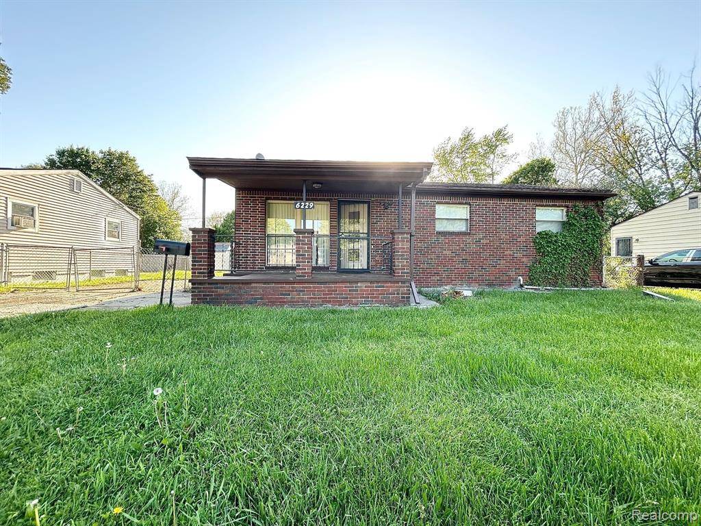 Mt. Morris Twp, MI 48458,6229 DETROIT Street