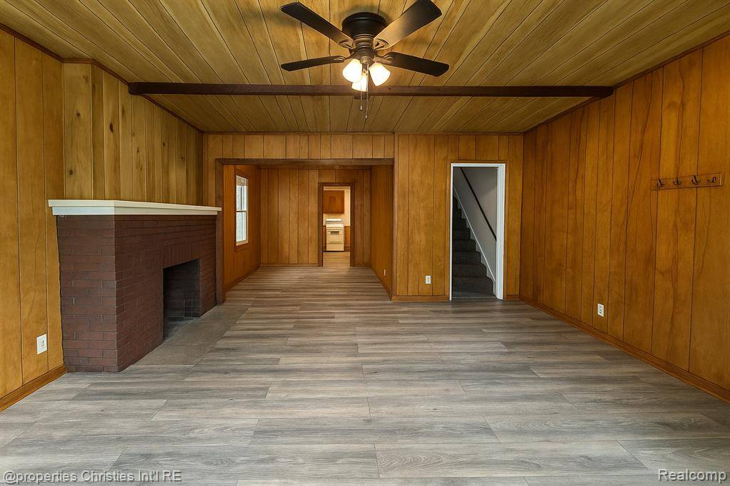 Pontiac, MI 48342,601 N PERRY Street 609