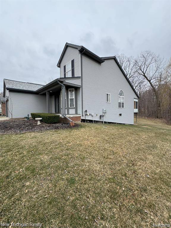 Grand Blanc Twp, MI 48439,5191 SANDALWOOD Circle