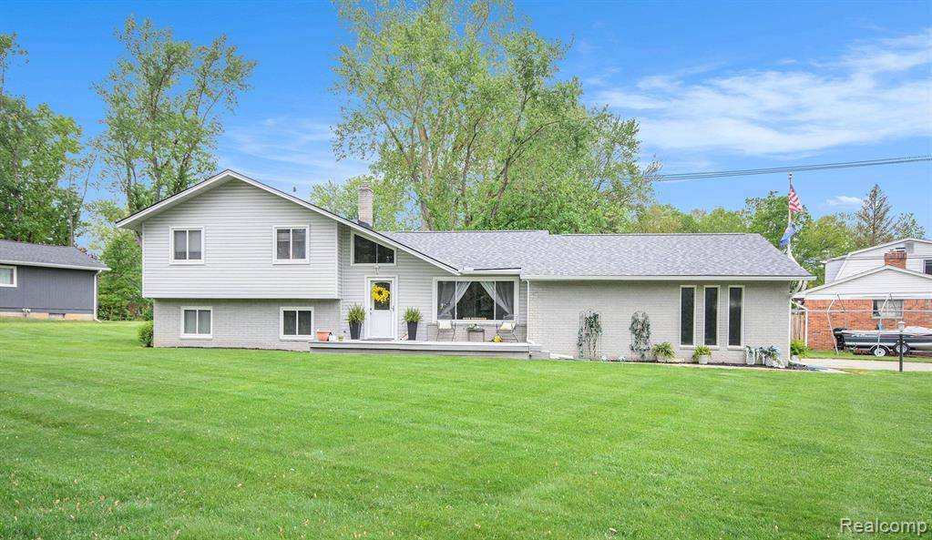 Brighton Twp, MI 48114,3488 Hilton Estates Drive