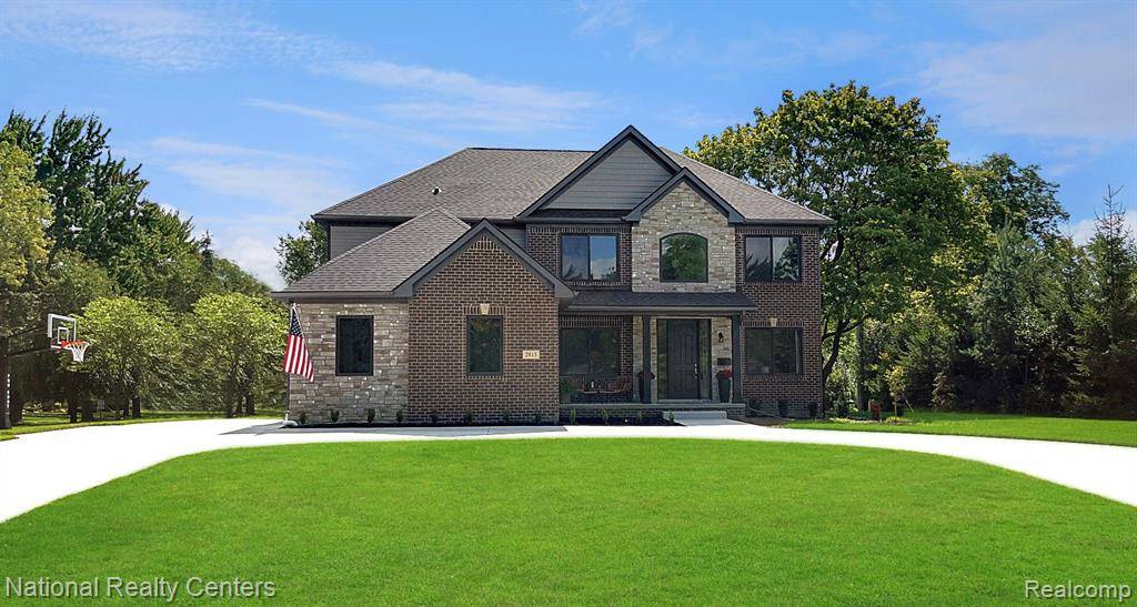 Independence Twp, MI 48348,7118 Oak Ridge Court