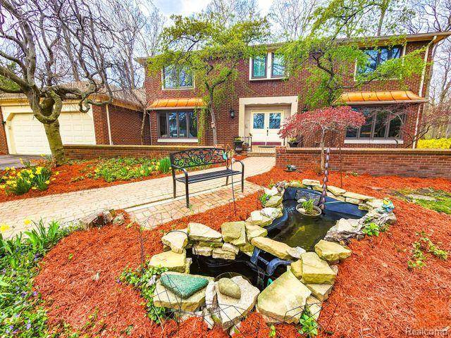 West Bloomfield Twp, MI 48323,5130 LAKE BLUFF Road