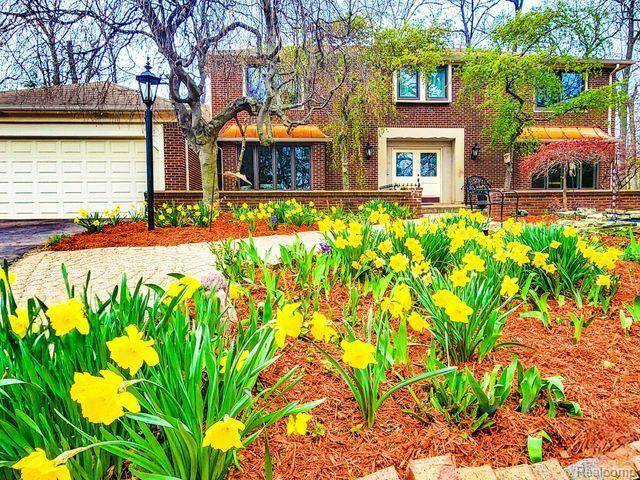 West Bloomfield Twp, MI 48323,5130 LAKE BLUFF Road