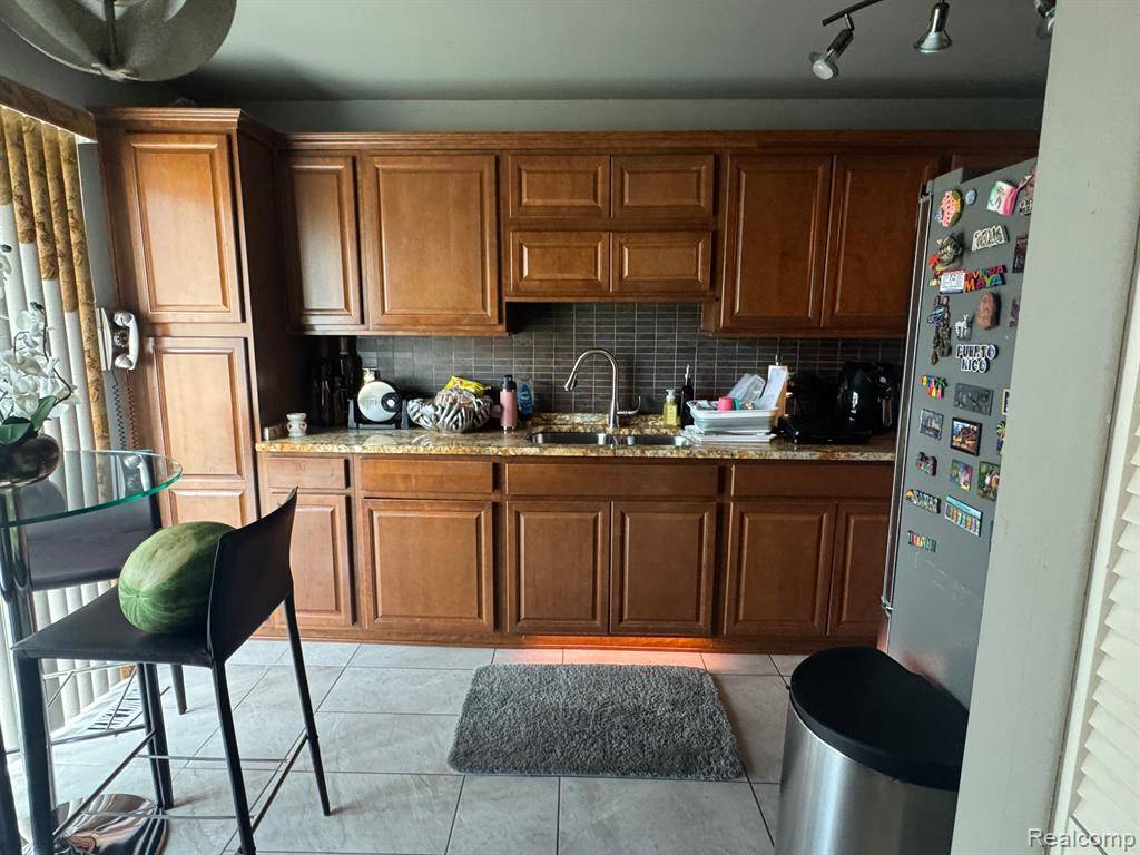 Southfield, MI 48076,19630 VILLA Drive S