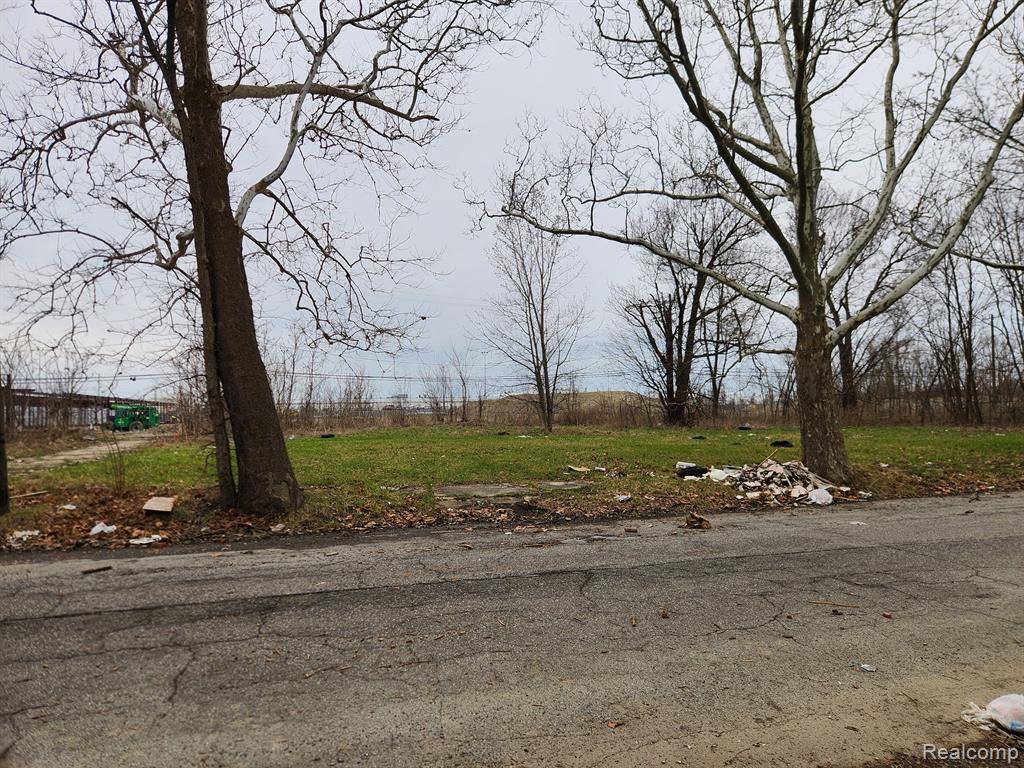 Detroit, MI 48215,1522 GRAY Street