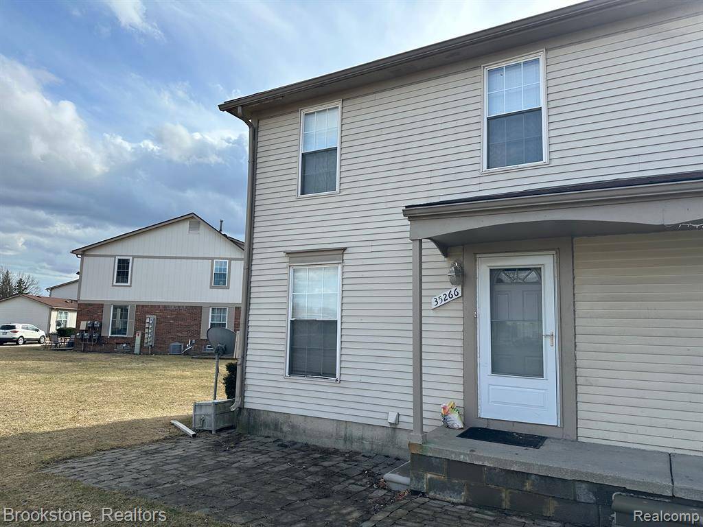 Sterling Heights, MI 48312,35266 TERRYBROOK Drive