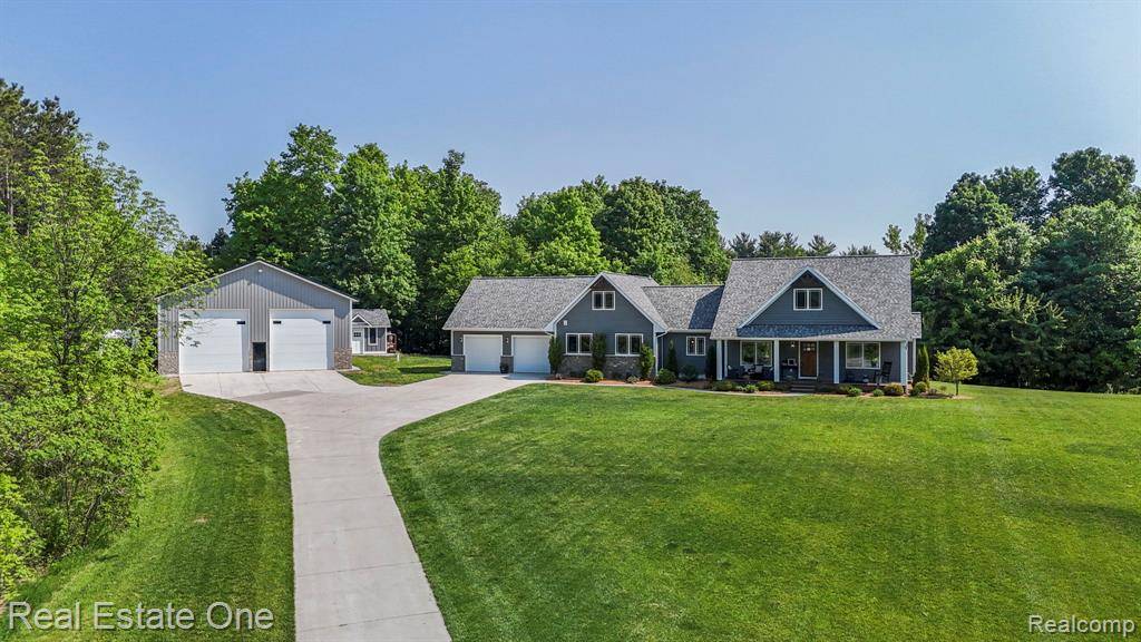 Traverse City, MI 49696,802 POTTER Road W
