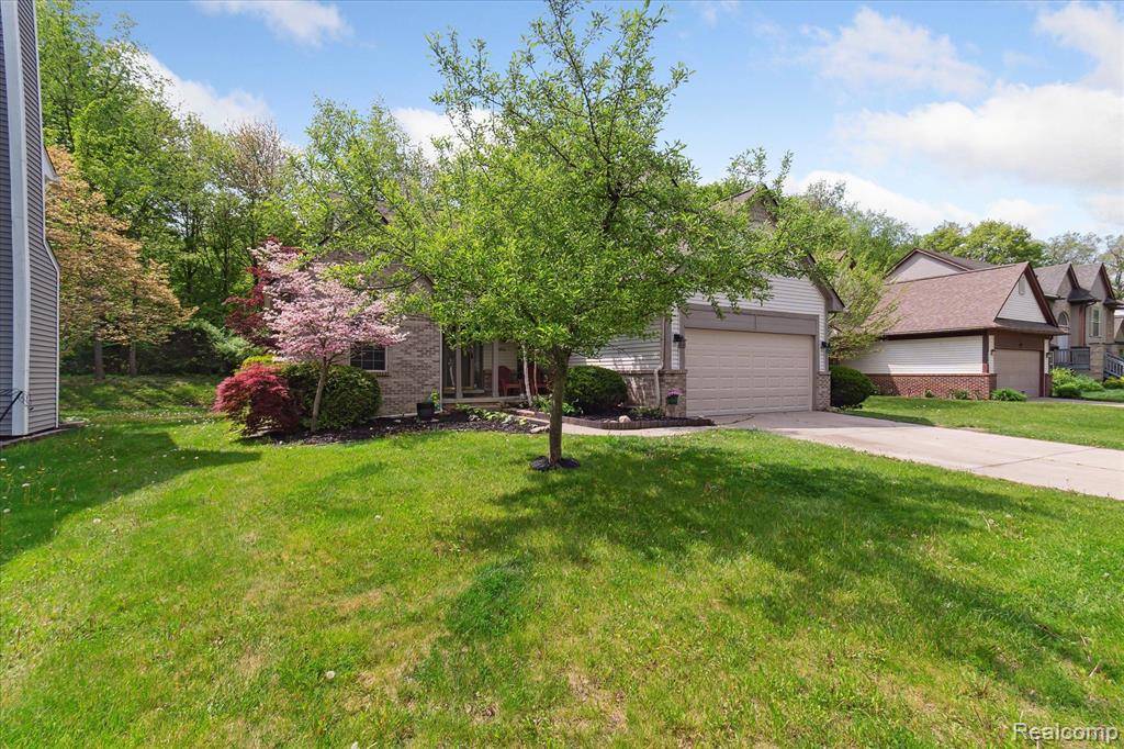 Ypsilanti Twp, MI 48197,5496 MICHAEL Drive