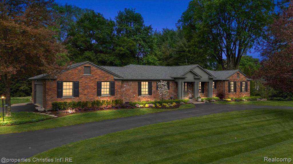 Bloomfield Twp, MI 48301,6220 Thorncrest Drive