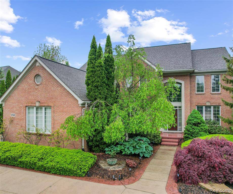 Northville Twp, MI 48168,17747 PARKSHORE Drive