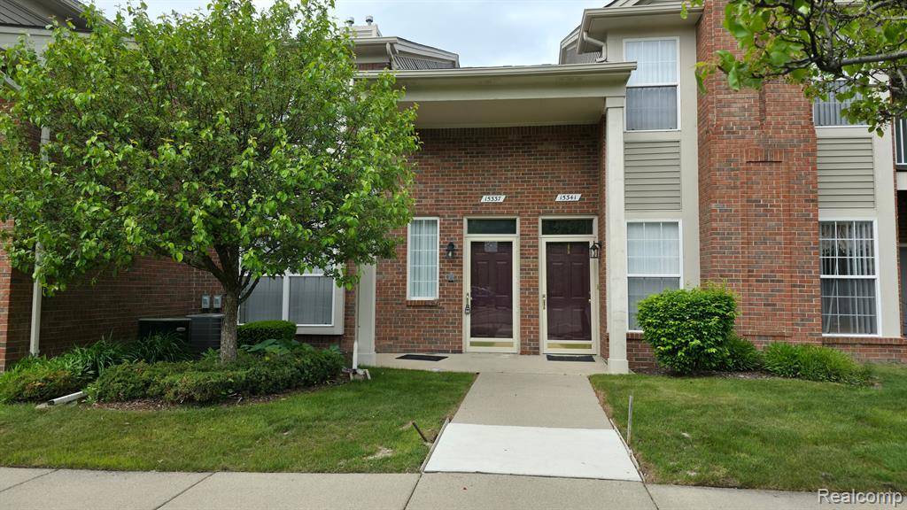 Clinton Twp, MI 48038,15337 YALE Drive