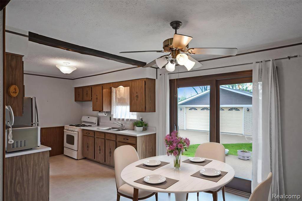 Sterling Heights, MI 48310,2103 Oakcrest Road