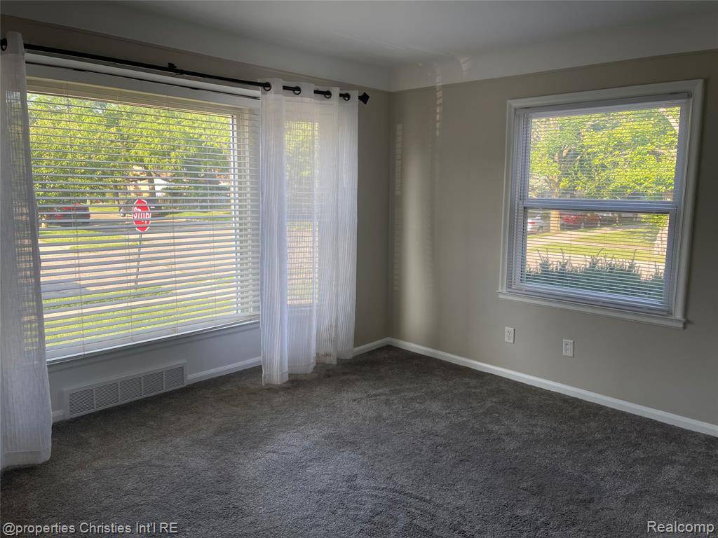 Lincoln Park, MI 48146,724 Winchester Avenue