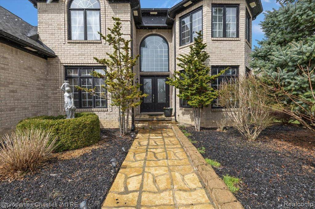 Troy, MI 48098,58 INGRAM Drive