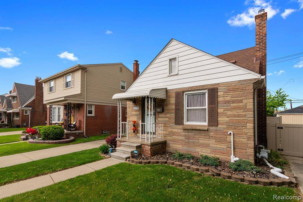 Wyandotte, MI 48192,2270 23RD Street