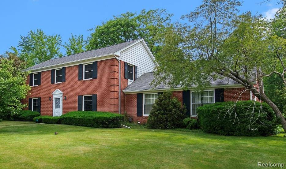 Grand Blanc Twp, MI 48439,8276 APPLEWAY Drive