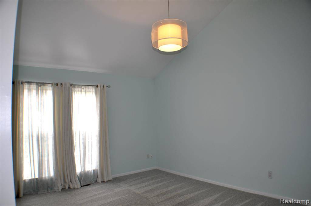 Canton Twp, MI 48188,4439 HUNTERS Circle W