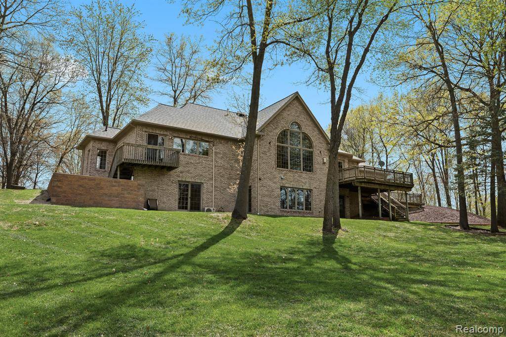 Brighton Twp, MI 48114,9997 APPLEGATE Lane