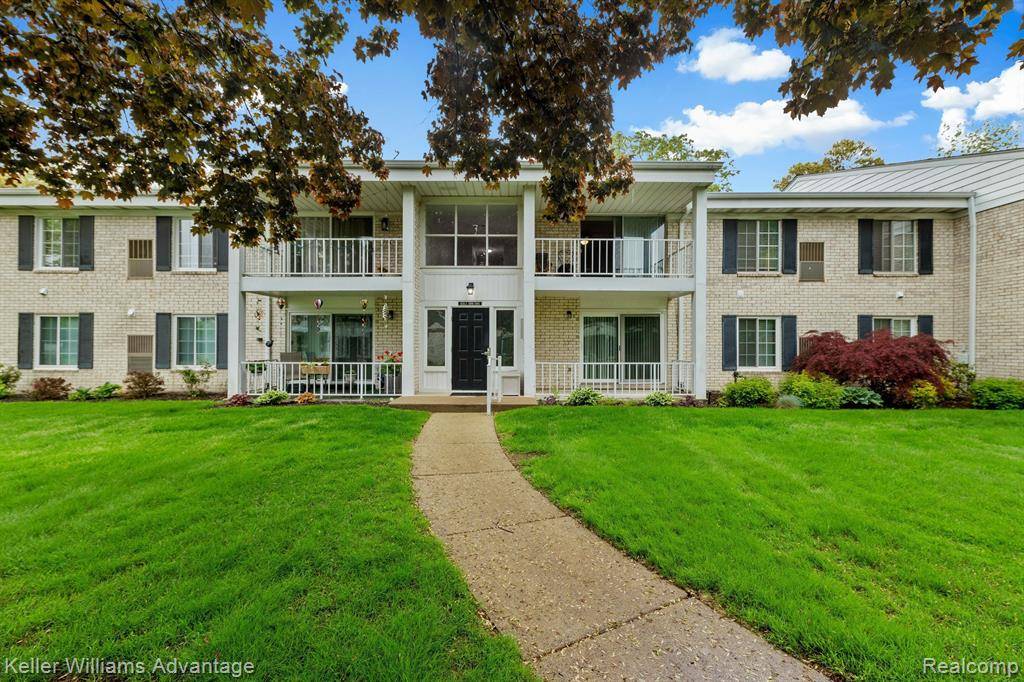 Livonia, MI 48150,35980 ANN ARBOR Trail 2