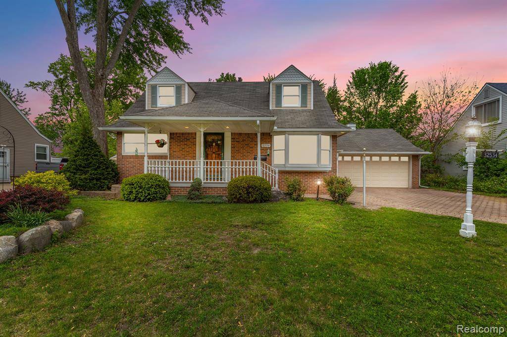 Garden City, MI 48135,32534 ROSSLYN Avenue