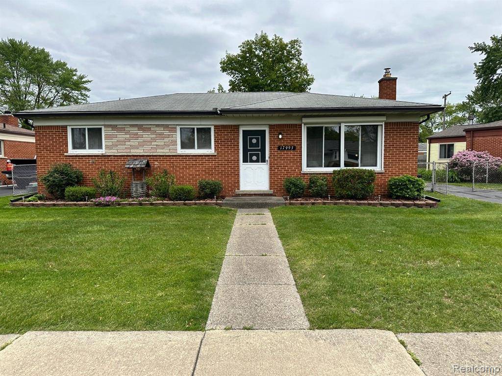 Clinton Twp, MI 48035,17993 MAYBURY Drive