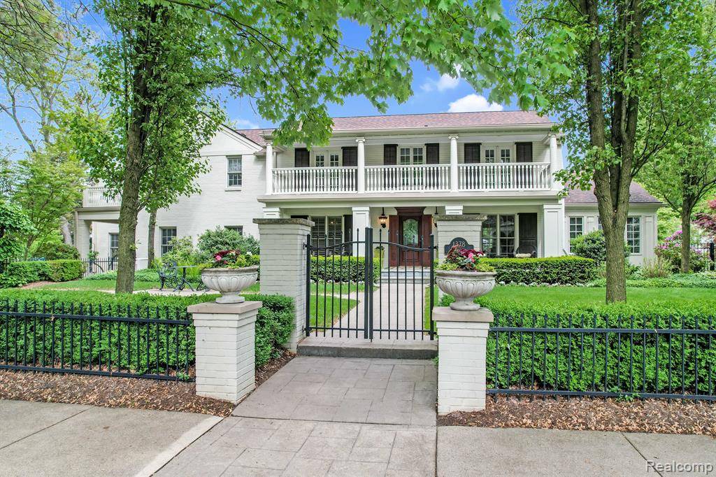 Birmingham, MI 48009,1378 LYONHURST Street