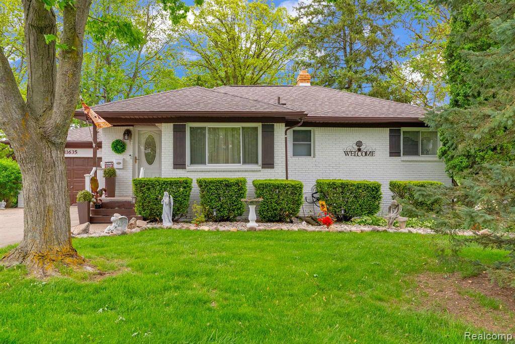 Grand Blanc, MI 48439,11635 SCHRAM Street