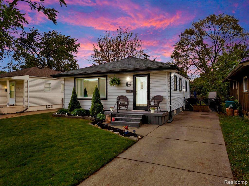 Eastpointe, MI 48021,23830 SHAKESPEARE Avenue