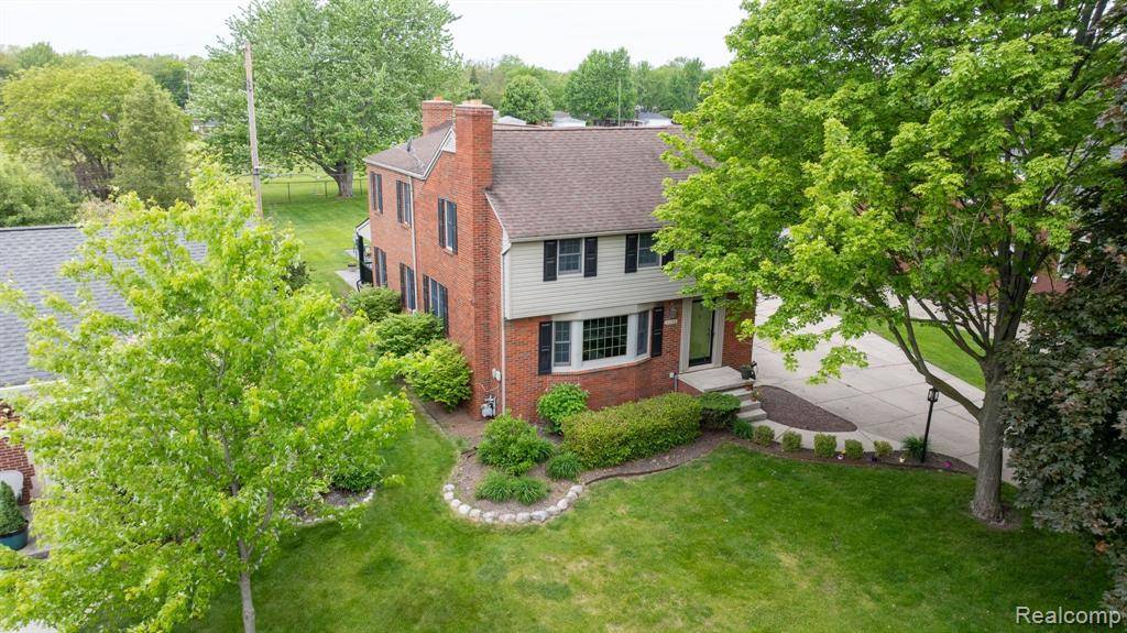 Trenton, MI 48183,2366 GRANGE Road