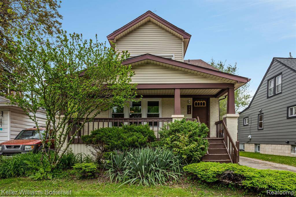Royal Oak, MI 48067,214 WOODSBORO Drive