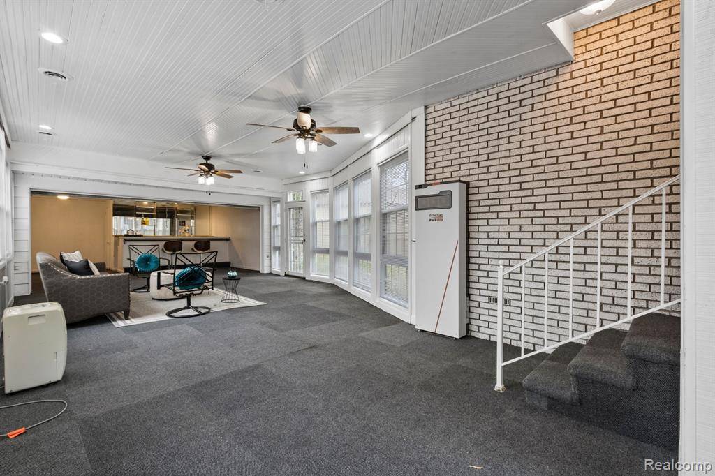 Detroit, MI 48221,18030 SANTA BARBARA Drive