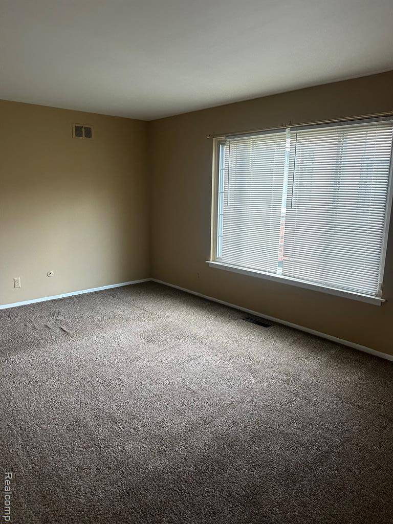 Southfield, MI 48033,25332 SHIAWASSEE Circle