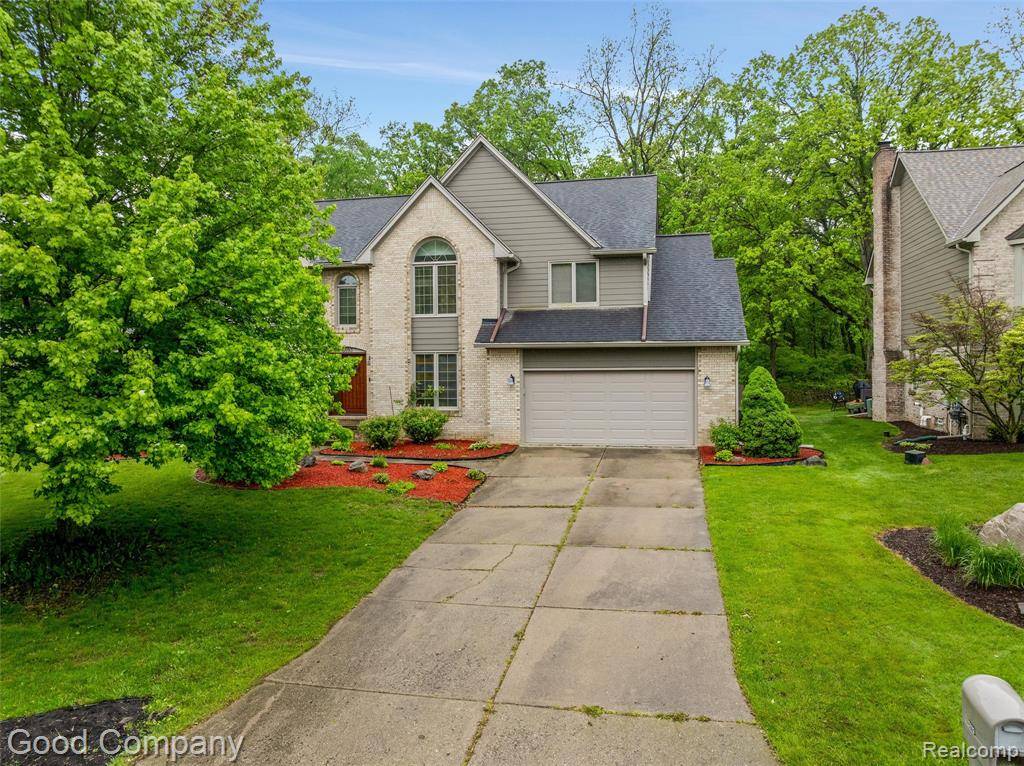 West Bloomfield Twp, MI 48324,5893 CHRISTINA Drive
