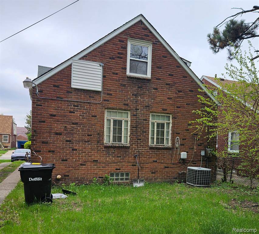 Detroit, MI 48235,17160 LITTLEFIELD Street