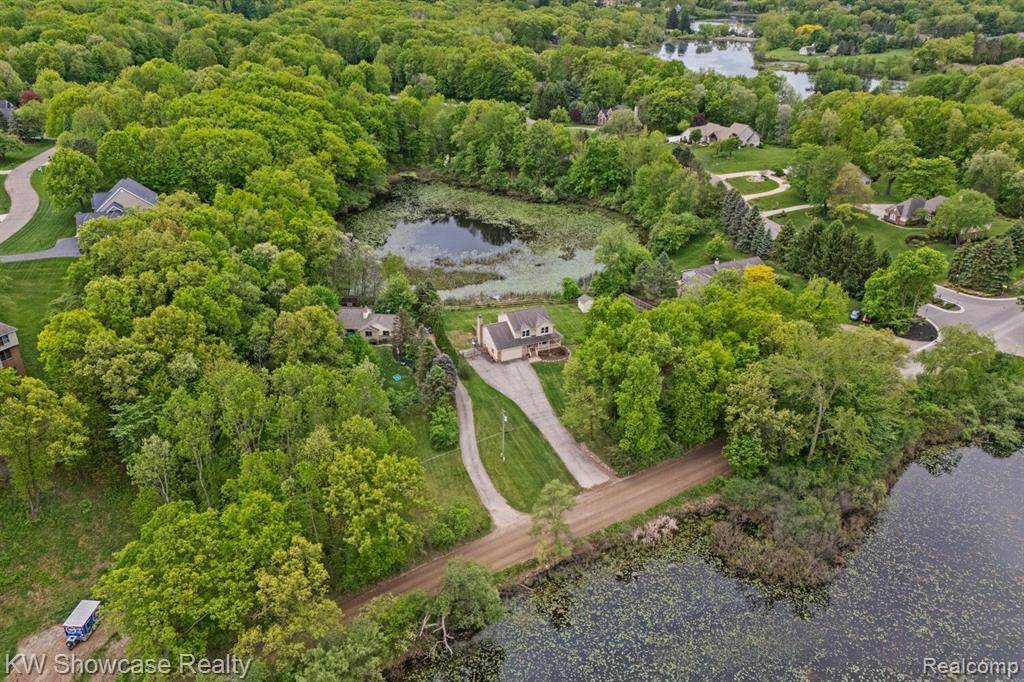 White Lake Twp, MI 48383,4900 GRASS LAKE Road