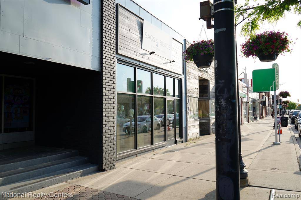 Ferndale, MI 48220,145 W 9 MILE Road