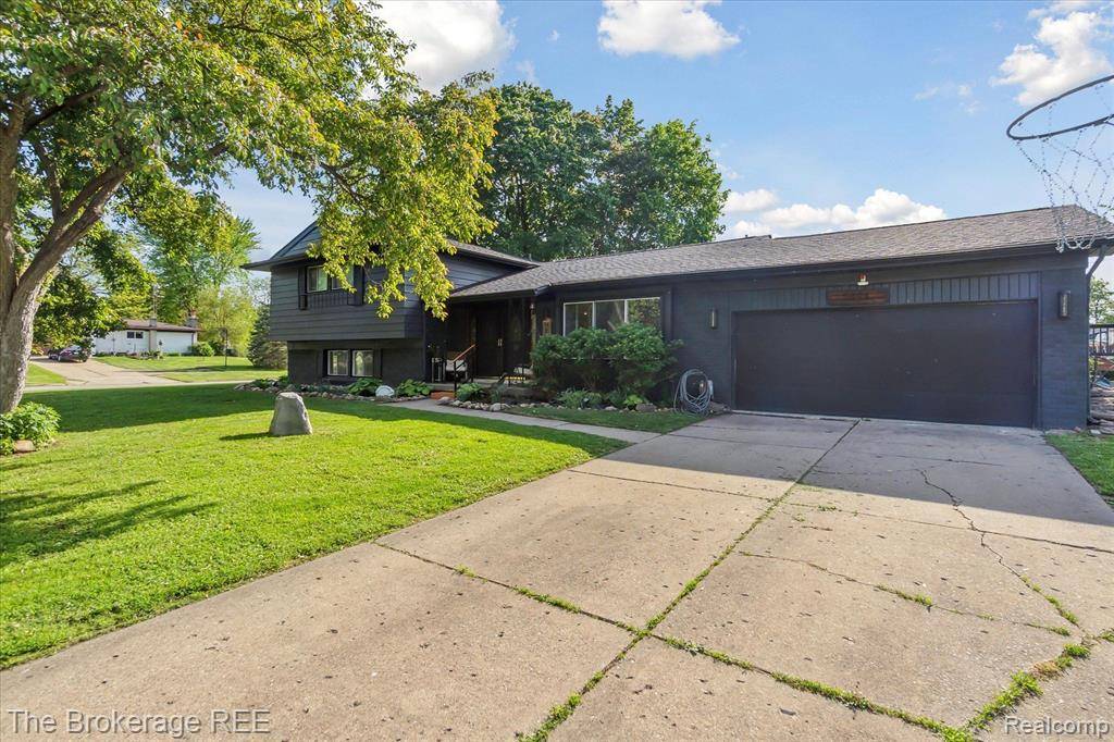Grand Blanc Twp, MI 48439,5394 KIMBERLY Drive