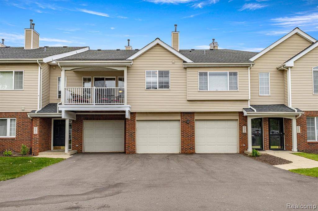 Woodhaven, MI 48183,22071 FAIRLANE Boulevard L