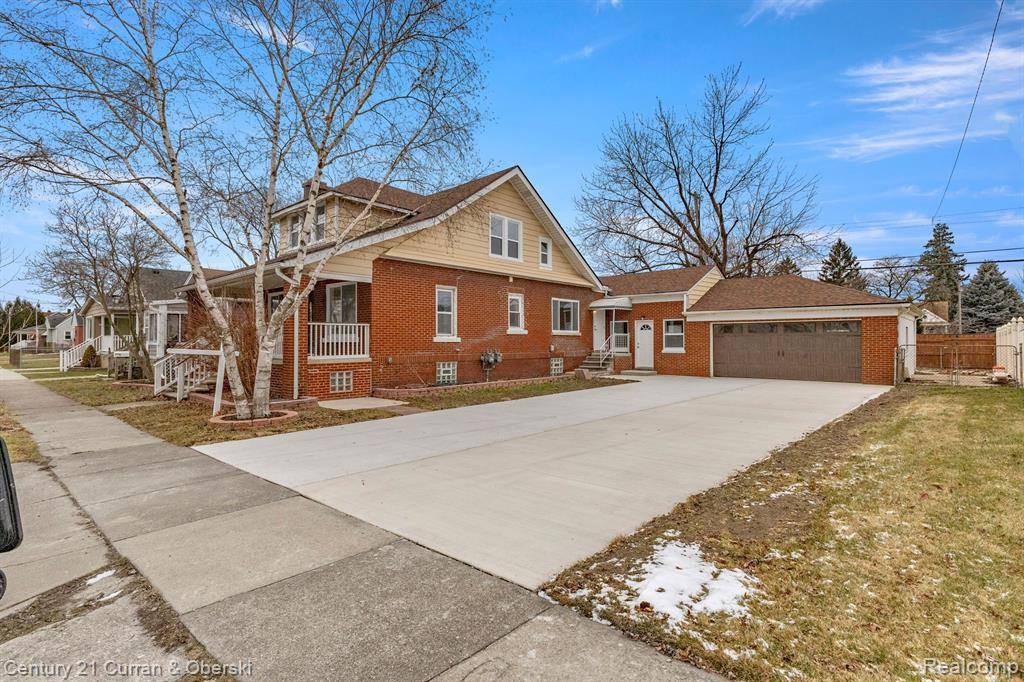 Wyandotte, MI 48192,1076 LINDBERGH Street