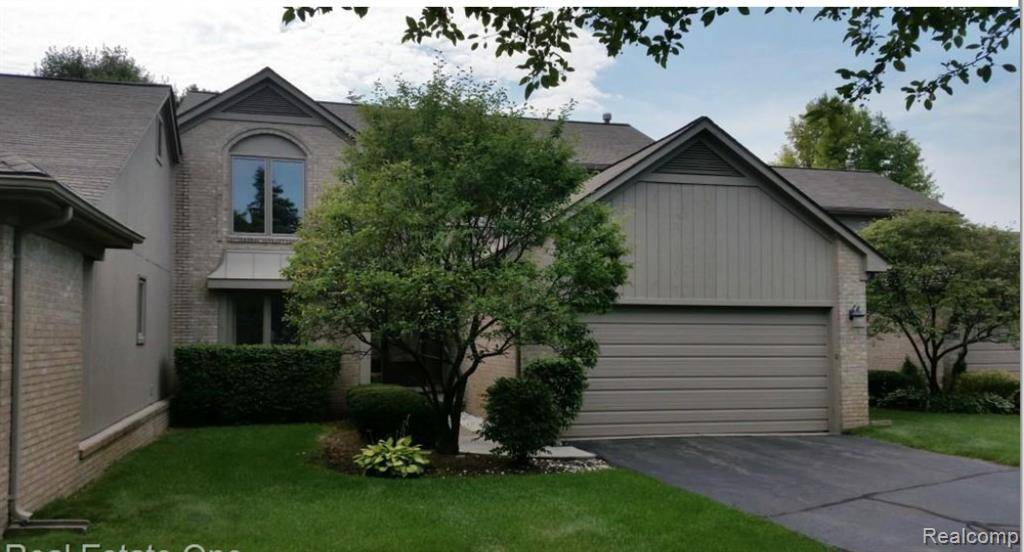 Farmington Hills, MI 48331,33785 VISTA DR Drive