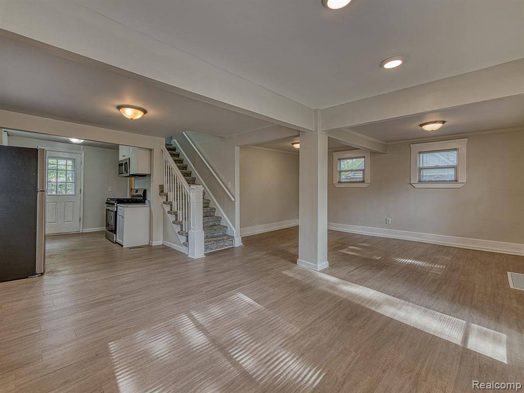 Dearborn Heights, MI 48125,3914 GRINDLEY PARK Street