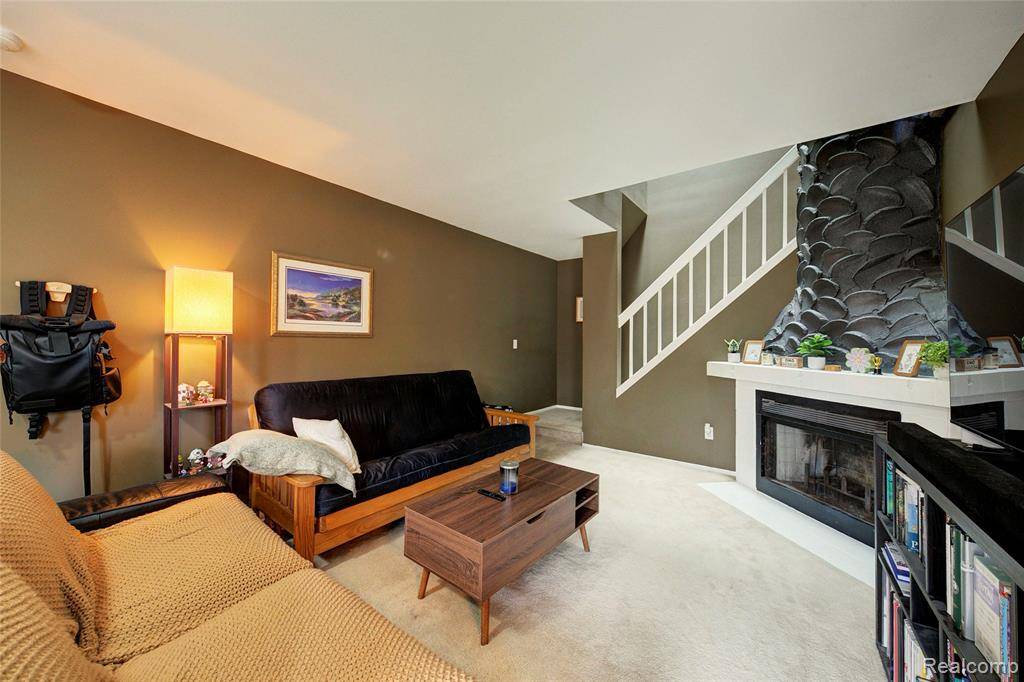 Canton Twp, MI 48188,41381 NORTHWIND Drive