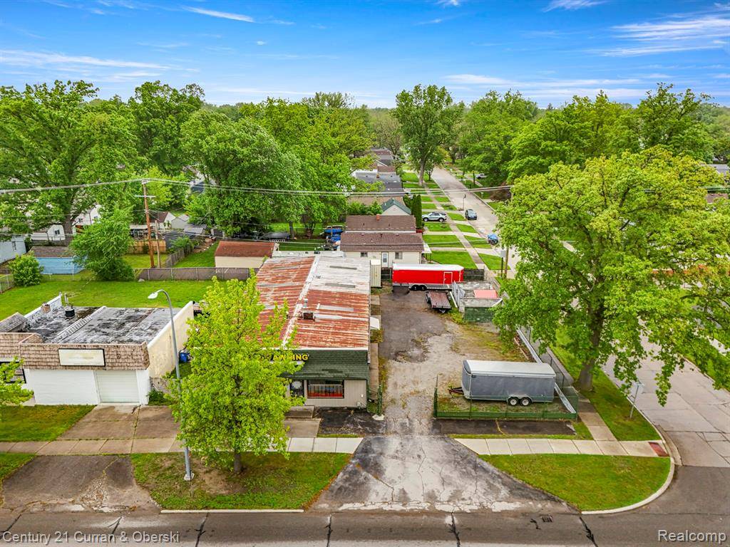 Westland, MI 48185,27618 WARREN Road