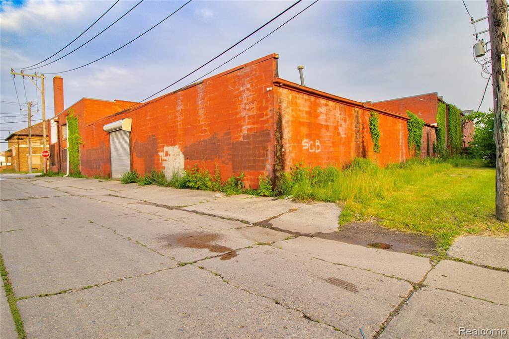 Detroit, MI 48227,14277 MEYERS Road
