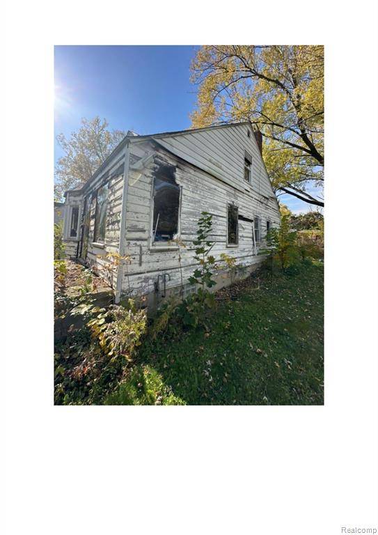 Detroit, MI 48219,17363 Heyden Street