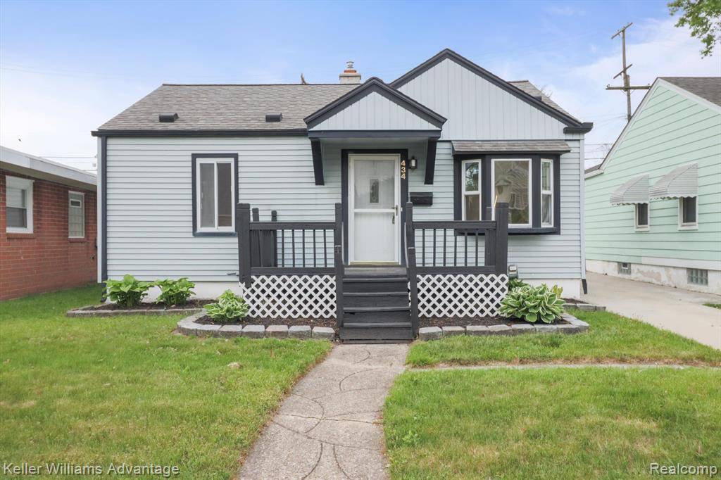 Hazel Park, MI 48030,434 E WOODWARD HEIGHTS Boulevard