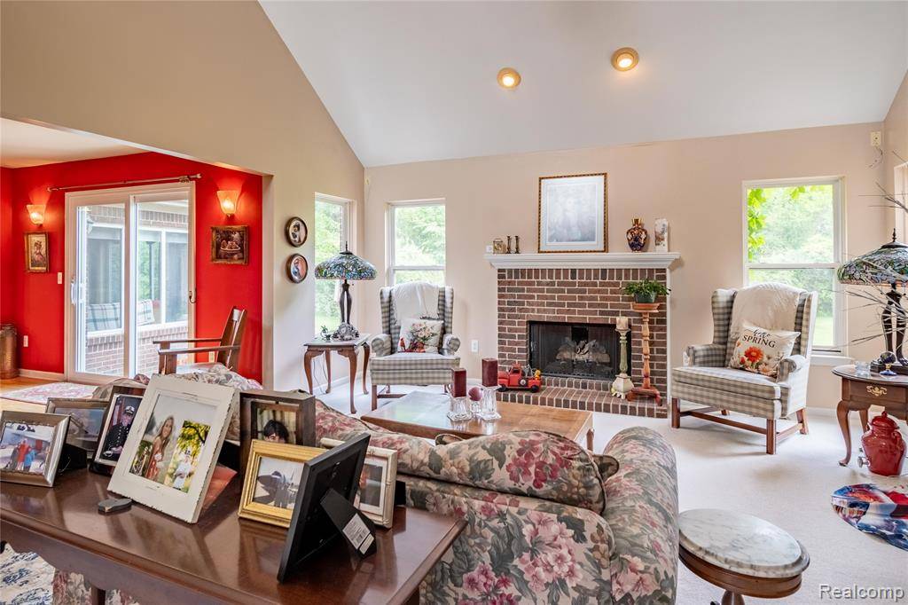 Ypsilanti Twp, MI 48197,6327 SEQUOIA Drive