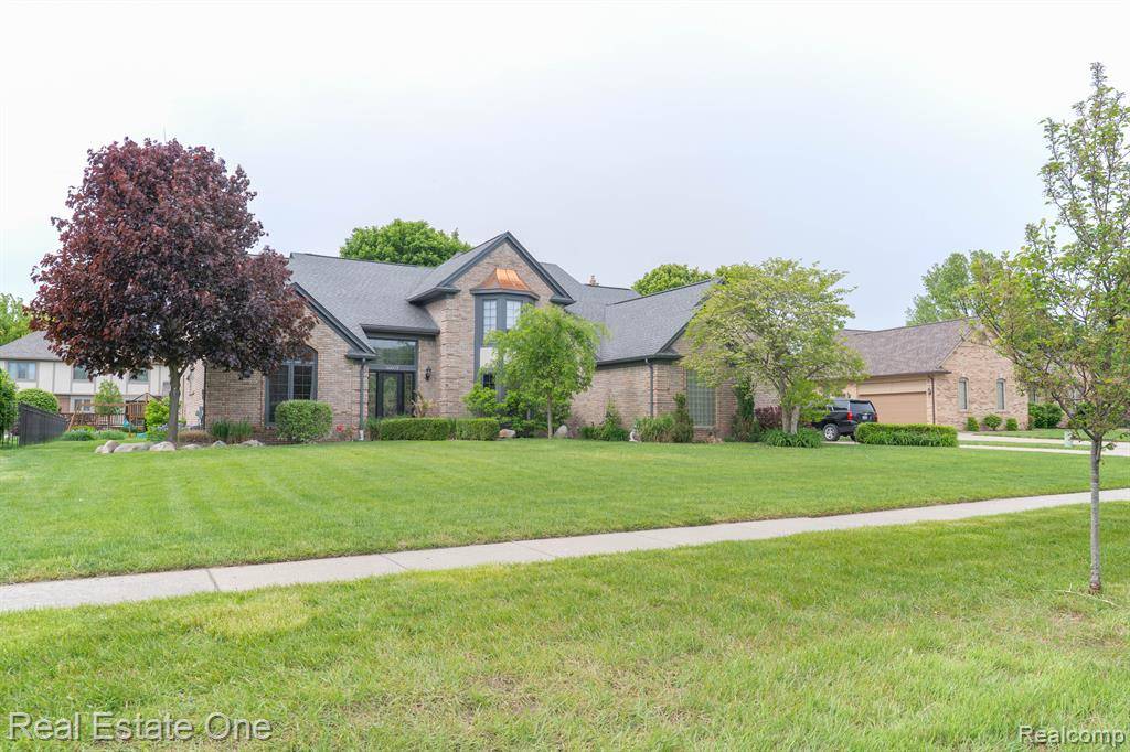 Shelby Twp, MI 48315,14607 STRATFORD