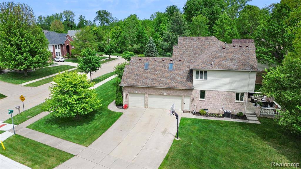 Sterling Heights, MI 48314,2980 MAPLELEAF